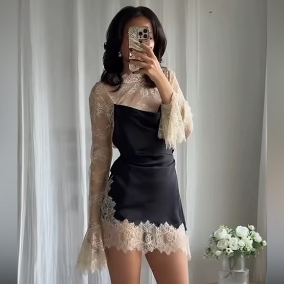 ZW COLLECTION LIMITED EDITION COMBINATION MINI DRESS - Picture 3 of 16